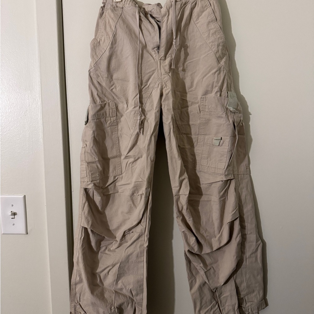 Women’s Tan Cargo Pants